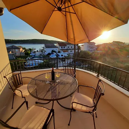 Amfora * Barbat na Rabu