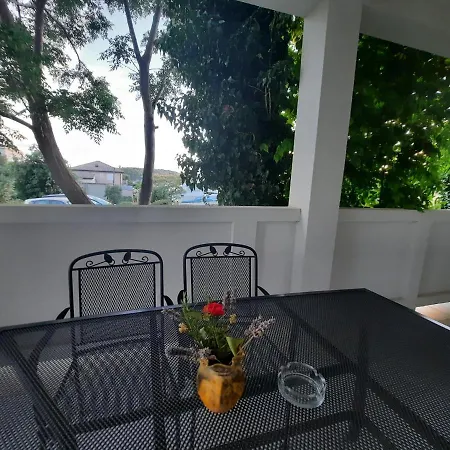 Amfora Barbat na Rabu