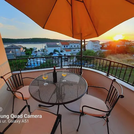 Apartment Amfora