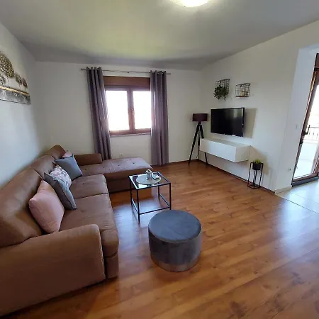 Apartment Amfora *