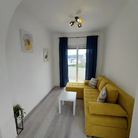 Amfora Apartment *