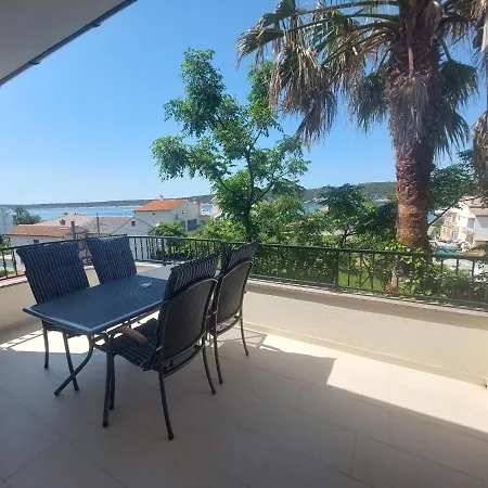 Apartment Amfora