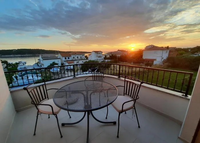 Amfora * Barbat na Rabu